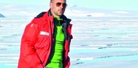 Stefano Aspite durante uno dei sopralluoghi in Antartide
