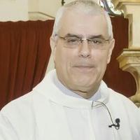 Il parroco don Rinaldo Lavezzo
