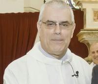 Il parroco don Rinaldo Lavezzo