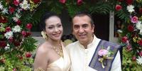 Denis Cavatassi il giorno del suo matrimonio in Thailandia
