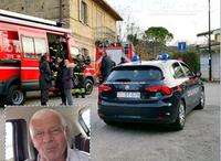 Vigili del fuoco e familiari del pensionato e nel riquadro Enrico Natali (foto di Giampiero Lattanzio)