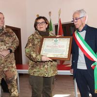 Il ministro della Difesa, Elisabetta Trenta, riceve la cittadinanza onoraria dal sindaco Luigi Cannavicci (foto Raniero Pizzi)