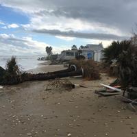I danni della mareggiata sul litorale di Alba Adriatica (foto di Luciano Adriani)