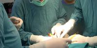 Un'équipe operatoria: a Bologna, intervento chiururgico di 14 ore per salvare una vita