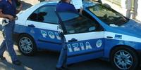 Una volante della polizia di Pescara