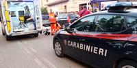 Carabinieri e 118 in via della Pineta: qui è morto un uomo di 56 anni dopo una lite (fotoservizio di Giampiero Lattanzio)
