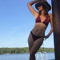 Cindy Crawford, 53 anni, in bikini su Instagram