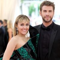 Miley Cyrus e Liam Hemsworth (da Manchester Evening News)