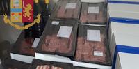 La carne sequestrata dalla polizia stradale di Avezzano