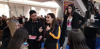L'incontro della cantante pop con i suoi giovani fan al centro commerciale (fotoservizio di Giampiero Lattanzio)