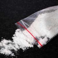 Una bustina di cocaina (foto d'archivio)
