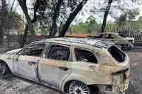 Carcasse di auto bruciate a San Silvestro