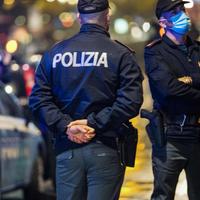 Controlli della polizia sulo rispetto delle misure anti covid: fermati tre amici brilli a Sulmona