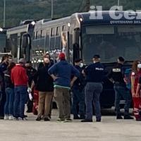 L'arrivo dei profughi ad Avezzano (foto di Antonio Oddi)
