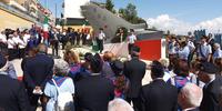 L'inaugurazione del monumento a Porto Empedocle