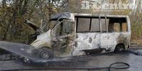 Il furgone distrutto a Guardiagrele (foto Giovanni Iannamico)
