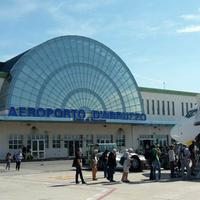 L'aeroporto d'Abruzzo (foto d'archivio)