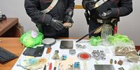 La droga sequestrata dai carabinieri al ristoratore di Pescasseroli