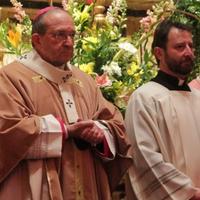 L'arcivescovo Petrocchi con don Vito Isacchi