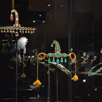 Alcuni antichi gioielli indiani esposti a Palazzo Ducale di Venezia