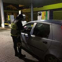 Un controllo della polizia stradale di Chieti nella notte per contrastare il fenomeno della guida in stato di ebbrezza e sotto l'effetto di sostanze stupefacenti