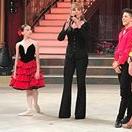 Sara Verrocchio, 14 anni, a Ballando con le stelle insieme a Milly Carlucci e alla coppia che ha sfidato