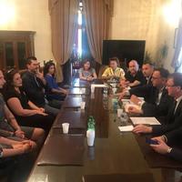 Scandalo mense, la riunione convocata in municipio dal sindaco Alessandrini con i genitori