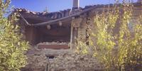 Casa danneggiata dal terremoto a Civitella Casanova