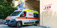 Un'ambulanza del Pronto soccorso di Pescara