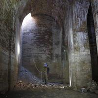 Gli speleologi nelle cisterne sotto piazza San Giustino