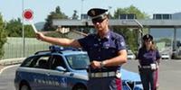 Un posto di blocco della polizia stradale di Giulianova