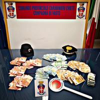 Banconote per 14mila euro sequestrate in casa di ina donna che spacciava eroina e cocaina