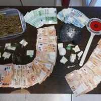 Droga e denaro sequestrati in un appartamento di Piano La Fara