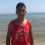 Emanuele Verardi, 16 anni, ha salvato in mare dalla corrente di libeccio un papà e i suoi tre figlioletti