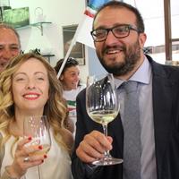 Giorgia Meloni con il sindaco Pierluigi Biondi