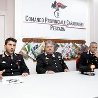La conferenza dei carabinieri sull'operazione Iron Horse a Rancitelli (foto di Giampiero Lattanzio)