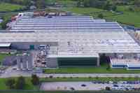 La fabbrica è nata nel 1988 e si estende su una superficie di 131mila metri quadrati