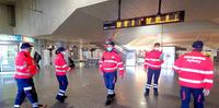Controlli nella stazione di Pescara (foto di Giampiero Lattanzio)