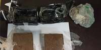 I due panetti di eroina (oltre un chilo) trovati nell'auto di un 53enne di Spoltore