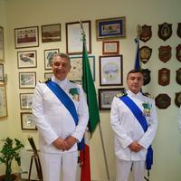 A sinistra il nuovo comandante della direzione marittima di Pescara, Salvatore Minervino. A fianco il predecessore, Donato De Carolis