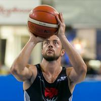 Alessandro Piazza, play bolognese 33enne, ingaggiato dal Chieti basket
