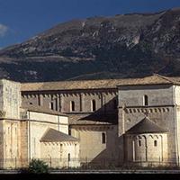 La basilica Valvense di San Pelino (foto da Abruzzoturismo.it)