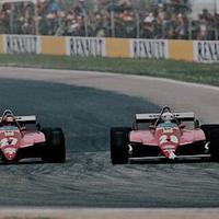 Pironi sorpassa Villeneuve nell'ultimo giro del GP di San Marino, a Imola, il 25 aprile 1982