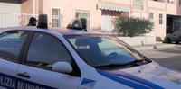 La polizia municipale in via Rimini (foto d'archivio)