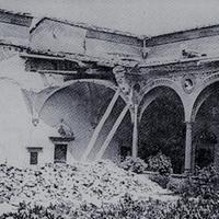 Crolli nel Chiostro Grande della Certosa del Galluzzo dopo il terremoto di Firenze del 1895