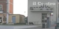 L'arrivo dell'orso in piazza a Pescina (il Centro)
