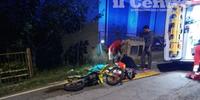 La moto del giovane dopo l'incidente (foto di Luciano Adriani)