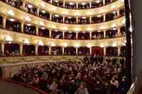 Il pubblico del Teatro Marrucino di Chieti