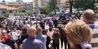 La folla ai funerali di Emilio Vallescura
