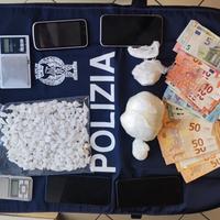 Droga e denaro sequestrati dalla polizia